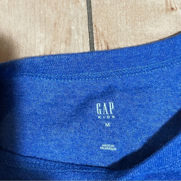 Gap Kids - 2 long sleeve graphic tees - boys size Medium - blue, navy - EUC - Picture 3 of 7